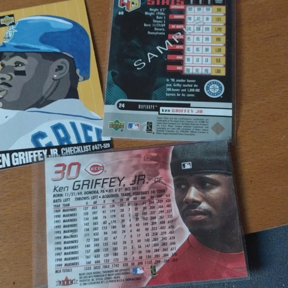 Ken Griffey Jr BB CARDS - Picture 3 of 3